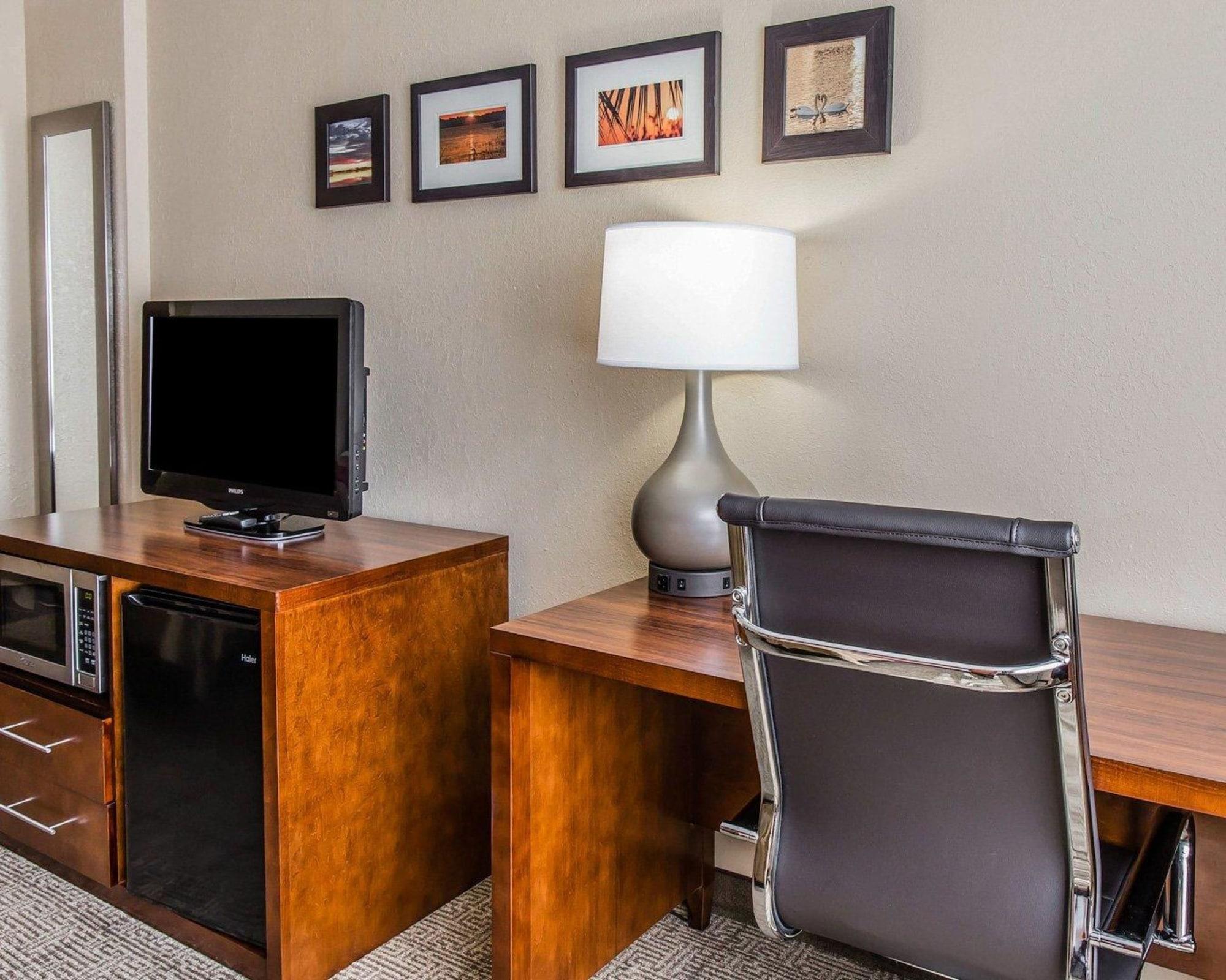 Comfort Inn & Suites Lakeland North I-4 Exteriér fotografie