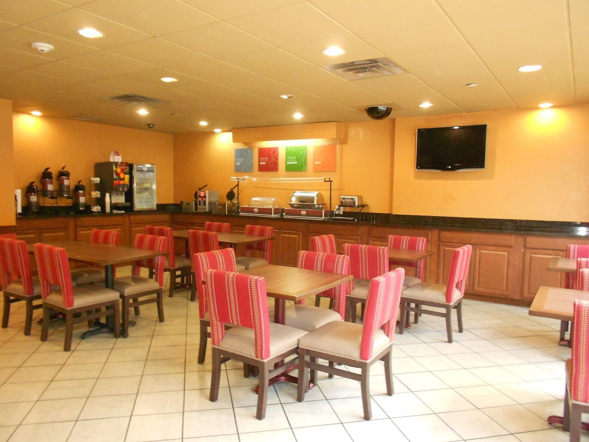Comfort Inn & Suites Lakeland North I-4 Exteriér fotografie