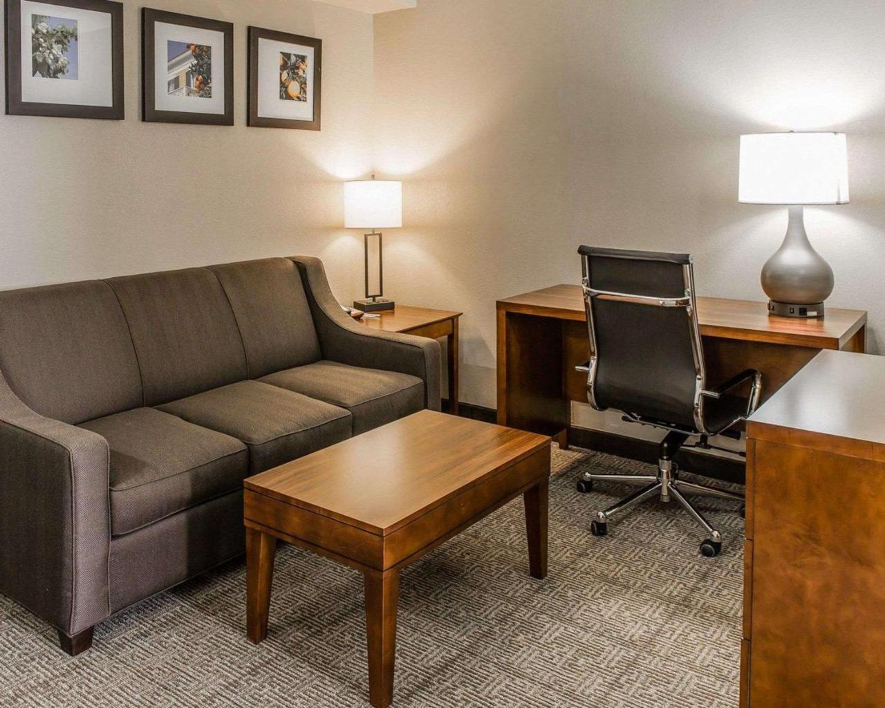 Comfort Inn & Suites Lakeland North I-4 Exteriér fotografie