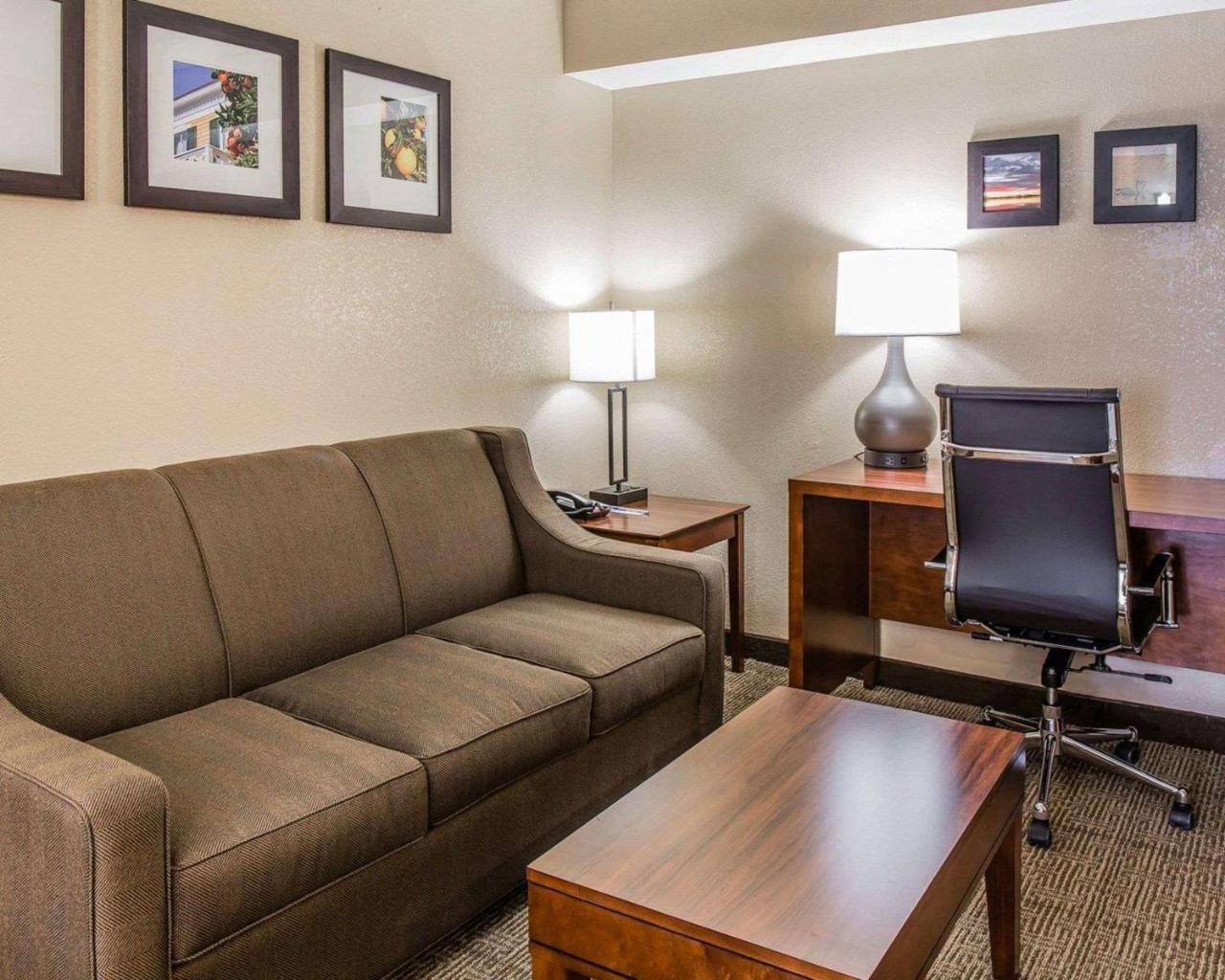 Comfort Inn & Suites Lakeland North I-4 Exteriér fotografie