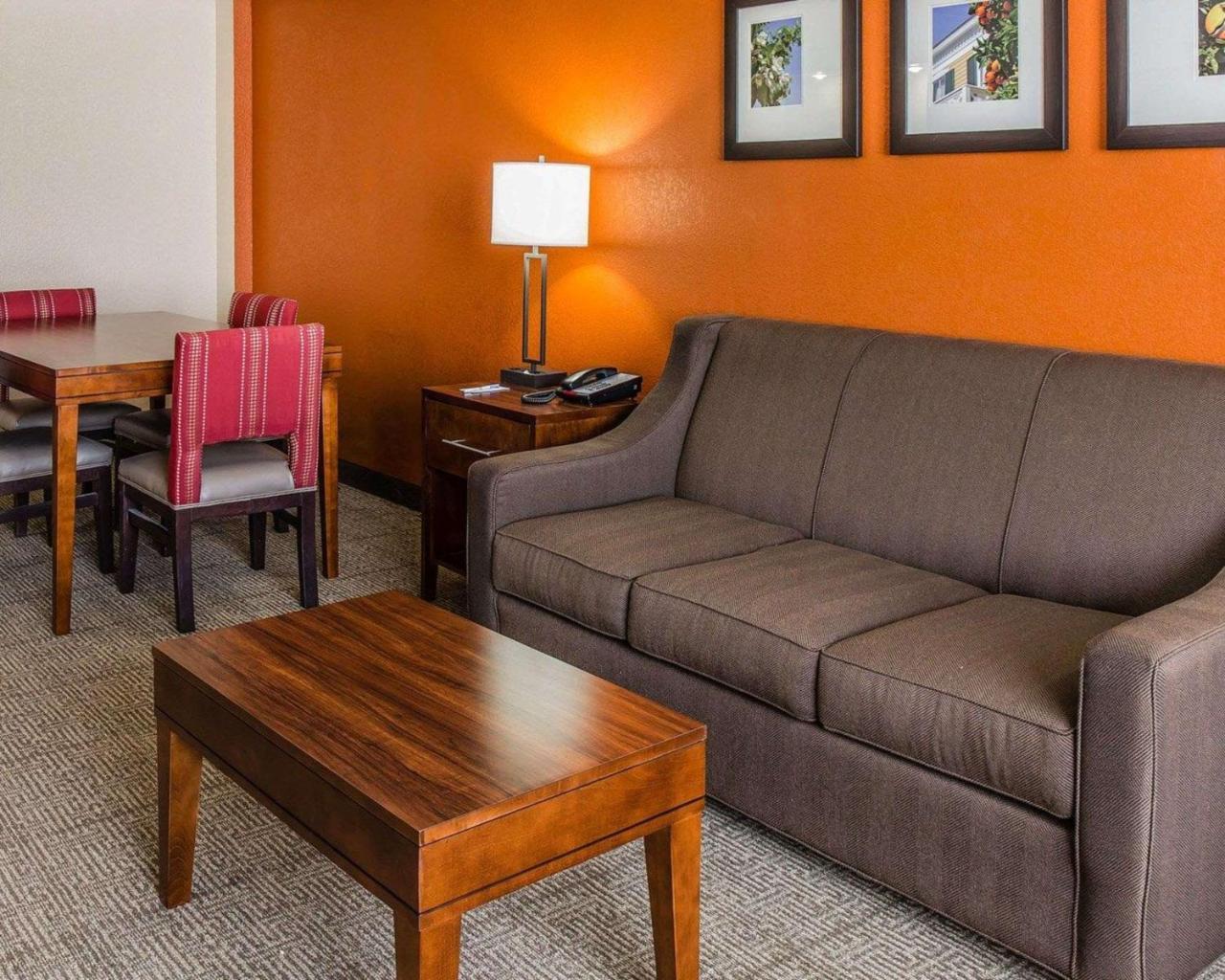 Comfort Inn & Suites Lakeland North I-4 Exteriér fotografie